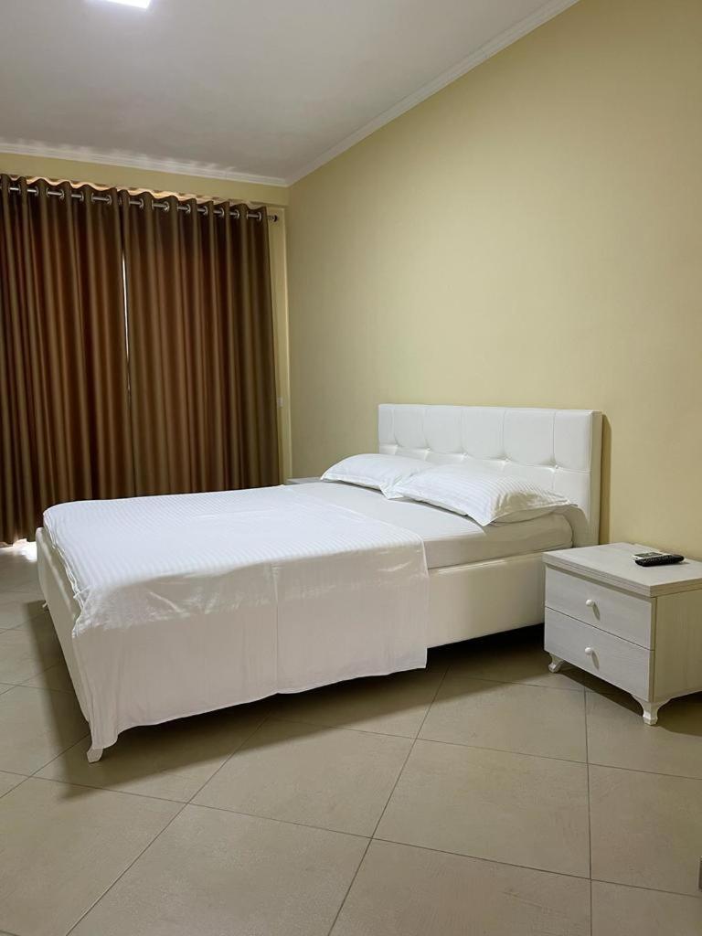 Hotel Adria Shëngjin Eksteriør bilde